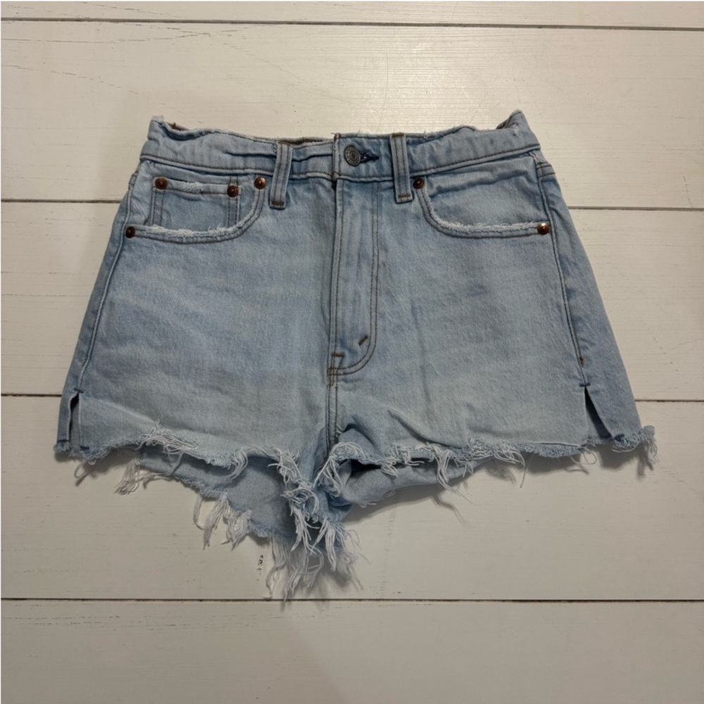 Abercrombie & Fitch The Mom Jean Shorts